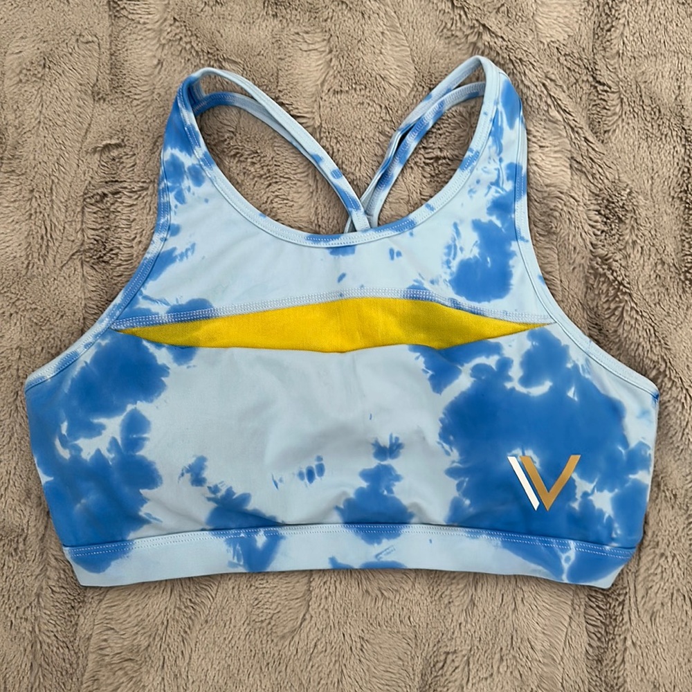 Vull Sport Bra size Large worn twice